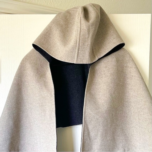 Loro Piana Dom Pérignon Hooded Scarf Wool Cashmere Beige Gray One Size EUC - Picture 3 of 7